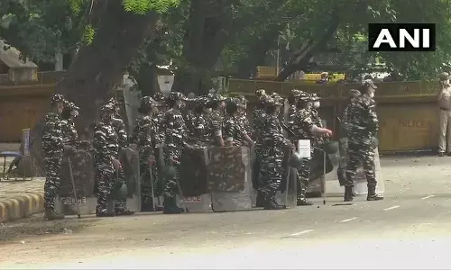 किसानों के प्रदर्शन को देखते हुए लिया गया फैसला, नई दिल्ली इलाके को पांच जोन में बांटा किसानों के प्रदर्शन को देखते हुए लिया गया फैसला, नई दिल्ली इलाके को पांच जोन में बांटा