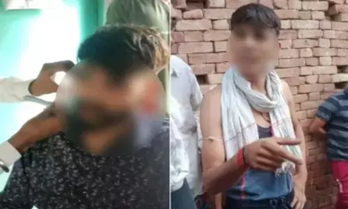 सहारनपुर : जबरन कटवाई युवक की दाढ़ी-मूंछ, गरमाया विवाद, भीम आर्मी कार्यकर्ताओं ने जताया आक्रोश सहारनपुर : जबरन कटवाई युवक की दाढ़ी-मूंछ, गरमाया विवाद, भीम आर्मी कार्यकर्ताओं ने जताया आक्रोश