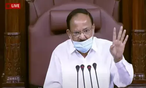 मानसून सत्र: सदन में हंंगामा करने पर TMC सांसद हुई बड़ी कार्रवाई, जानें पूरा मामला क्या है?