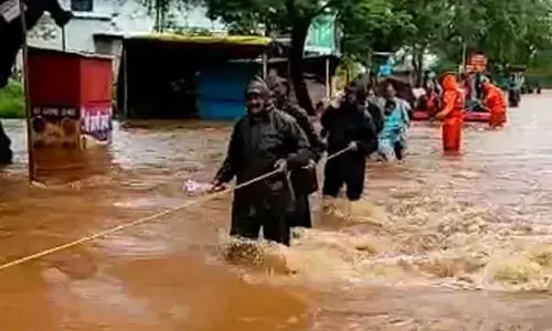 महाराष्ट्र में भारी बारिश ने मचाई तबाही, भूस्खलन से सात लोगों की मौत महाराष्ट्र में भारी बारिश ने मचाई तबाही, भूस्खलन से सात लोगों की मौत