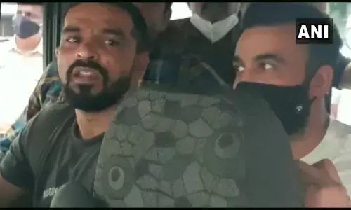 पोर्नोग्राफी मामले में  आज होगी अहम सुनवाई, कुंद्रा की बढ़ेंगी मुश्किलें या मिल जाएगी बेल? पोर्नोग्राफी मामले में  आज होगी अहम सुनवाई, कुंद्रा की बढ़ेंगी मुश्किलें या मिल जाएगी बेल?