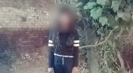 दादा और चाचा ने की नाबालिग लड़की की हत्या दादा और चाचा ने की नाबालिग लड़की की हत्या