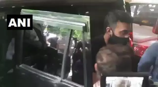 राज कुंद्रा को अभी 14 दिन और रहना होगा न्यायिक हिरासत में राज कुंद्रा को अभी 14 दिन और रहना होगा न्यायिक हिरासत में