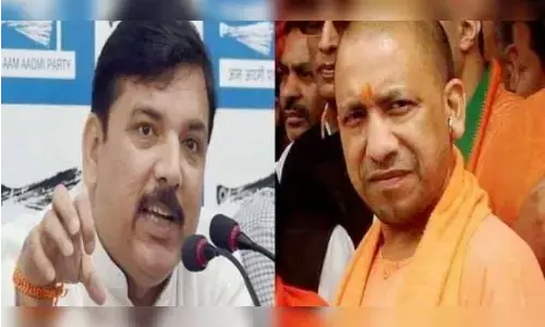संजय सिंह ने सीएम योगी पर पिछड़े वर्ग के साथ भेदभाव करने का  लगाया आरोप संजय सिंह ने सीएम योगी पर पिछड़े वर्ग के साथ भेदभाव करने का  लगाया आरोप
