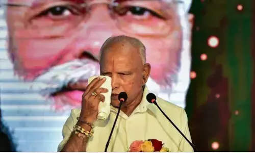 प्रधानमंत्री ने बी.एस. बोम्मई को कर्नाटक के मुख्यमंत्री के रूप में शपथ ग्रहण करने पर बधाई दी