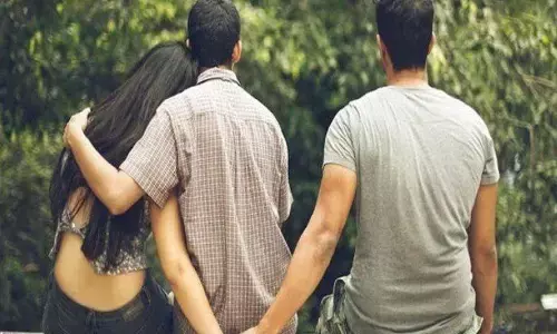 प्रेमिका के चक्कर में पड़े युवक की हुई जम के पिटाई, मामला पहुंचा पुलिस स्टेशन प्रेमिका के चक्कर में पड़े युवक की हुई जम के पिटाई, मामला पहुंचा पुलिस स्टेशन