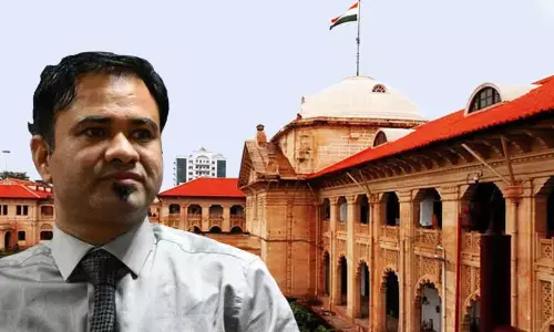 हाई कोर्ट का यूपी सरकार से सवाल? डॉ कफील खान को 4 साल से निलंबित क्यों रखा गया है? हाई कोर्ट का यूपी सरकार से सवाल? डॉ कफील खान को 4 साल से निलंबित क्यों रखा गया है?