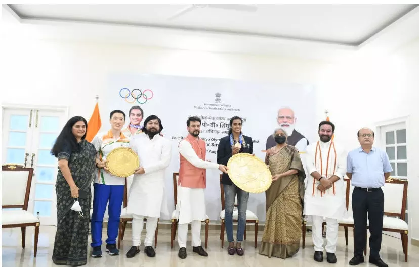 ओलंपिक पदक विजेता पी वी सिंधु का स्वदेश वापसी पर भव्य स्वागत