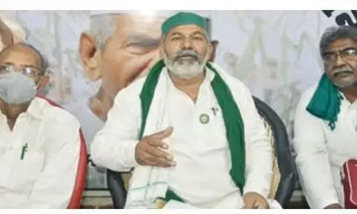 किसानों के साथ अब फर्जीवाड़ा और घोटाला कर रही है सरकार - राकेश टिकैत किसानों के साथ अब फर्जीवाड़ा और घोटाला कर रही है सरकार - राकेश टिकैत