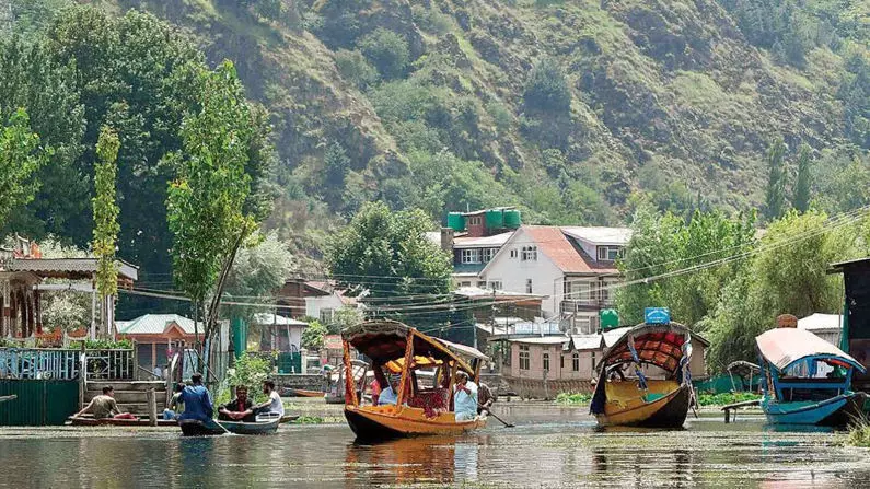 दो साल बाद भी कश्मीर के भविष्य का सवाल अनसुलझा