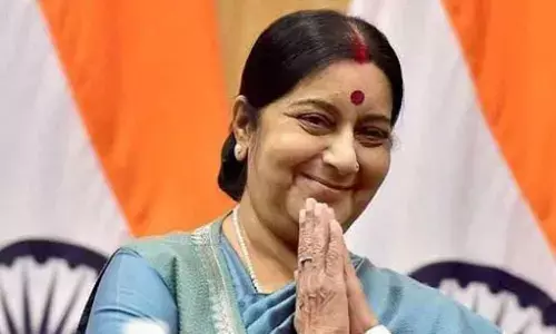 जब सुषमा ने कहा था, मुझे पता है कि आपको ये तस्वीरें सिर्फ मुझे अपमानित करने के लिए जेटली के कार्यालय से ही मिली हैं। जब सुषमा ने कहा था, मुझे पता है कि आपको ये तस्वीरें सिर्फ मुझे अपमानित करने के लिए जेटली के कार्यालय से ही मिली हैं।