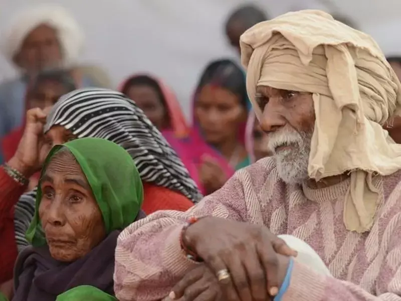 ख़तम हो रही है बुजुर्गों की जगह, खा रहे हैं दर दर की ठोकरें,अवसादग्रस्त बुजुर्गों की संख्या में हो रही बढ़ोतरी