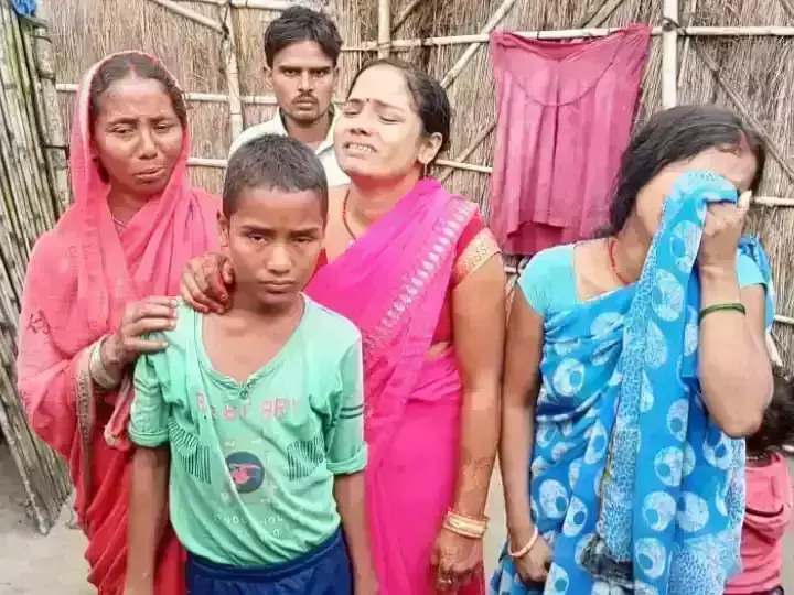 गोपालगंजः तालाब में डूबने से दो किशोरियों की मौत,परिवार में मचा कोहराम गोपालगंजः तालाब में डूबने से दो किशोरियों की मौत,परिवार में मचा कोहराम