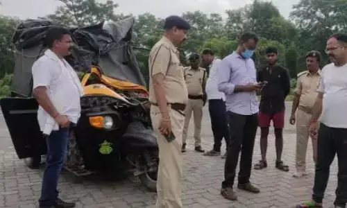 बिहार: ट्रक ने ऑटो को मारी टक्कर, 5 की मौत बिहार: ट्रक ने ऑटो को मारी टक्कर, 5 की मौत