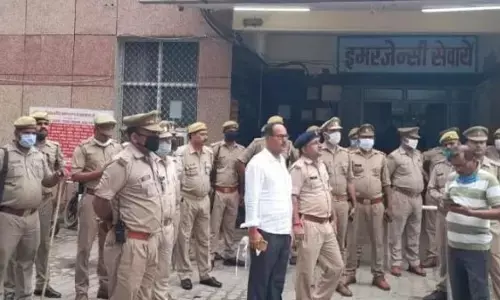 जौनपुर: वारदात के 14 घंटे बाद ही पुलिस ने एनकाउंटर में बदमाशों को मारा जौनपुर: वारदात के 14 घंटे बाद ही पुलिस ने एनकाउंटर में बदमाशों को मारा