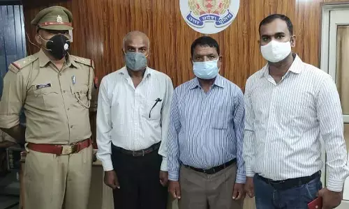 साइबर सेल की सक्रियता से ऑनलाइन ठगी के शिकार लोगों को वापस कराई लाखो की नगदी साइबर सेल की सक्रियता से ऑनलाइन ठगी के शिकार लोगों को वापस कराई लाखो की नगदी