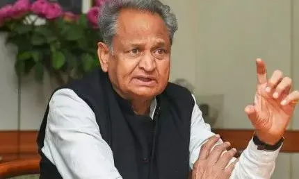 गहलोत नही छोड़ेंगे मुख्यमंत्री का पद गहलोत नही छोड़ेंगे मुख्यमंत्री का पद