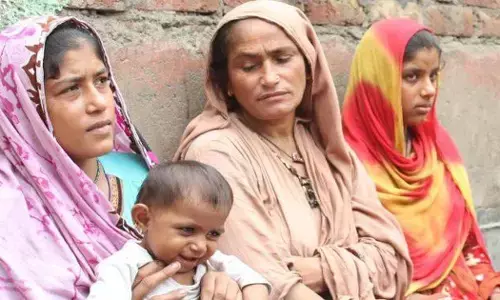 पाकिस्तान में हिंदुओं पर हो रहे अत्याचार का वैश्विक प्रभाव पाकिस्तान में हिंदुओं पर हो रहे अत्याचार का वैश्विक प्रभाव