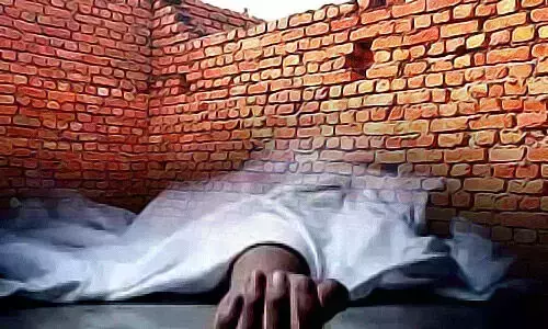 सीतापुर: दीवार गिरने से एक महिला की मौत,3 लोग गंभीर रूप से घायल