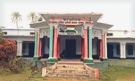 आजादी के आंदोलन का साक्षी स्वराज आश्रम विहपुर आजादी के आंदोलन का साक्षी स्वराज आश्रम विहपुर