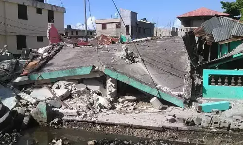 Earthquake : हैती में 7.2 तीव्रता का भीषण भूकंप, कम से कम 29 लोगों की मौत, सुनामी की भी चेतावनी Earthquake : हैती में 7.2 तीव्रता का भीषण भूकंप, कम से कम 29 लोगों की मौत, सुनामी की भी चेतावनी