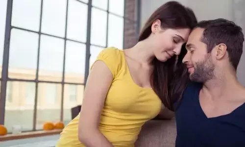 सुबह उठते ही हर कपल को करने चाहिए ये चार काम, रिश्ते में कभी कम नहीं होगा प्यार सुबह उठते ही हर कपल को करने चाहिए ये चार काम, रिश्ते में कभी कम नहीं होगा प्यार