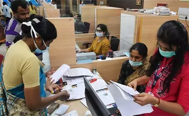 बैंक अगले 5 दिन रहेंगे बंद, देख लीजिए ये लिस्ट, आज ही निपटा लें अपने जरूरी काम बैंक अगले 5 दिन रहेंगे बंद, देख लीजिए ये लिस्ट, आज ही निपटा लें अपने जरूरी काम