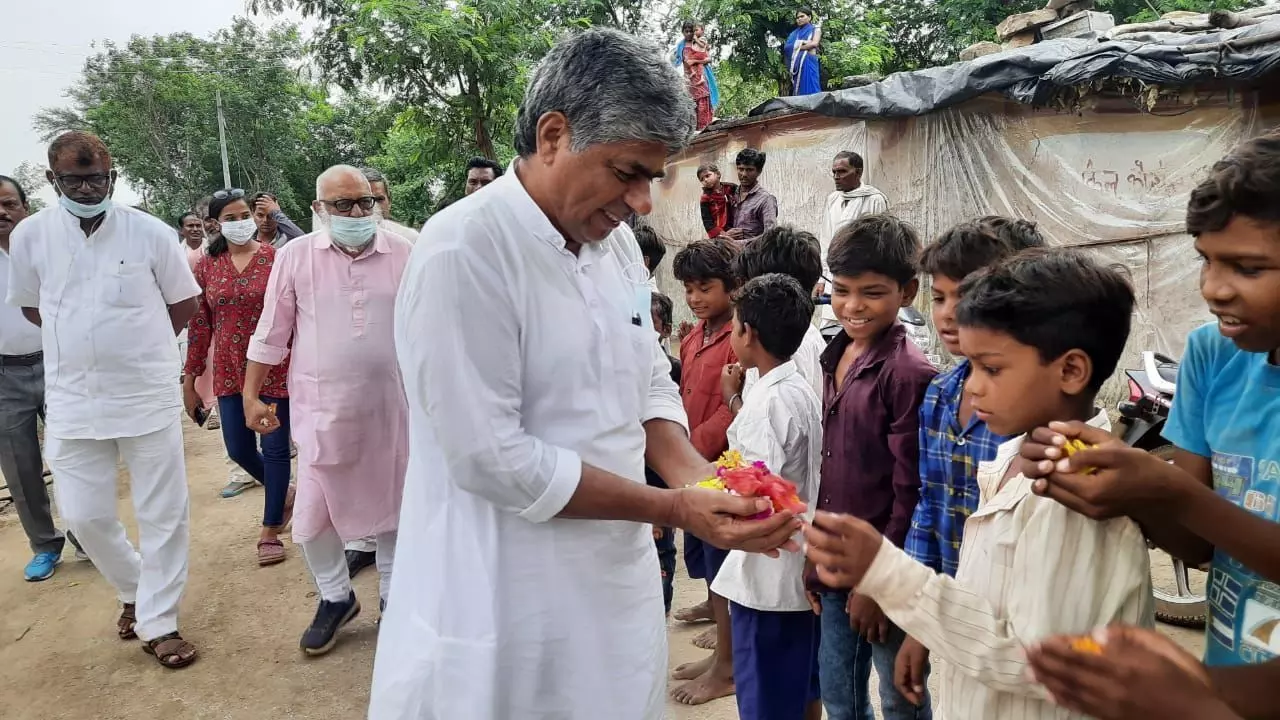 शिक्षा में करना होगा सुधार, फैक्ट्री में बदल गये ये संस्थान- राजगोपाल पीवी शिक्षा में करना होगा सुधार, फैक्ट्री में बदल गये ये संस्थान- राजगोपाल पीवी