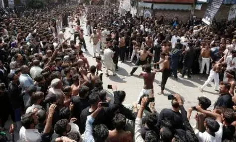 पाकिस्तान में शिया मुसलमानों के जुलूस में धमाका, 3 की मौत 50 लोग घायल