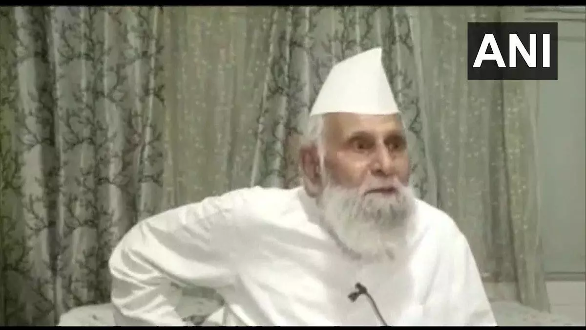 समाजवादी पार्टी के सांसद शफीकुर्रहमान बर्क जाटों पर लगाया बड़ा आरोप समाजवादी पार्टी के सांसद शफीकुर्रहमान बर्क जाटों पर लगाया बड़ा आरोप