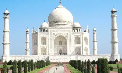 ताजमहल का अब चांदनी रात में भी कर सकते है दीदार,डीएम ने दी अनुमति ताजमहल का अब चांदनी रात में भी कर सकते है दीदार,डीएम ने दी अनुमति