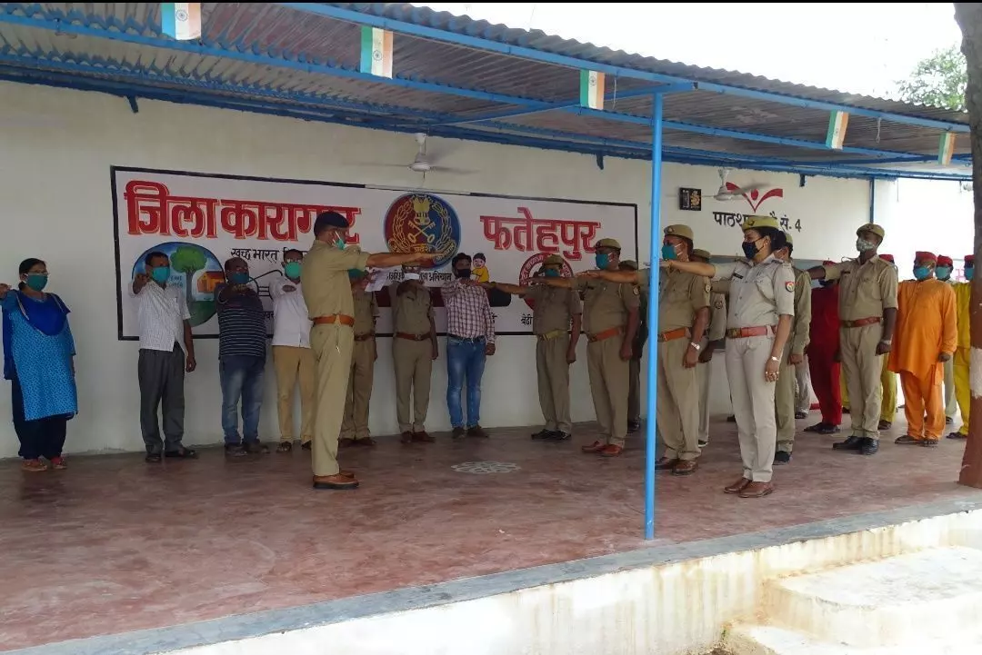 आपसी सदभाव व देशप्रेम की ली शपथ, जिला जेल में मनाया गया सदभावना दिवस आपसी सदभाव व देशप्रेम की ली शपथ, जिला जेल में मनाया गया सदभावना दिवस