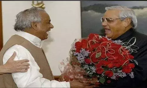 рд░рд╛рдо рдФрд░ рд╕реБрд╢рд╛рд╕рди рджреЗрдиреЗ рд╡рд╛рд▓реЗ рдпреВрдкреА рдХреЗ рддреАрди рдмрд╛рд░ рд╕реАрдПрдо рдмрд╛рдмреВрдЬреА рдХрд▓реНрдпрд╛рдг рд╕рд┐рдВрд╣ рдЬреА рдХреА рд░рд╛рдЬрдиреИрддрд┐рдХ рдЬреАрд╡рди рдпрд╛рддреНрд░рд╛ рд░рд╛рдо рдФрд░ рд╕реБрд╢рд╛рд╕рди рджреЗрдиреЗ рд╡рд╛рд▓реЗ рдпреВрдкреА рдХреЗ рддреАрди рдмрд╛рд░ рд╕реАрдПрдо рдмрд╛рдмреВрдЬреА рдХрд▓реНрдпрд╛рдг рд╕рд┐рдВрд╣ рдЬреА рдХреА рд░рд╛рдЬрдиреИрддрд┐рдХ рдЬреАрд╡рди рдпрд╛рддреНрд░рд╛