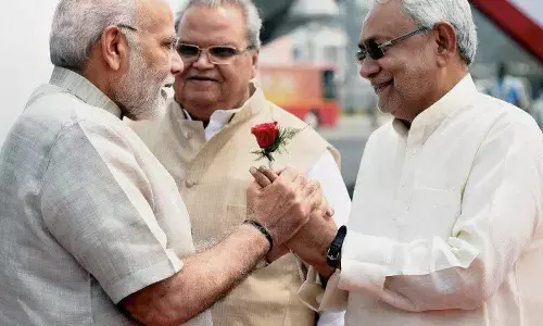 जातिगत जनगणना पर बिहार के मुख्यमंत्री नीतीश कुमार की प्रधानमंत्री मोदी के साथ हुई मुलाकात.. जातिगत जनगणना पर बिहार के मुख्यमंत्री नीतीश कुमार की प्रधानमंत्री मोदी के साथ हुई मुलाकात..