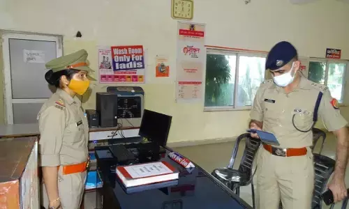 पुलिस कप्तान पवन कुमार ने किया कई थानों का औचक निरीक्षण पुलिस कप्तान पवन कुमार ने किया कई थानों का औचक निरीक्षण