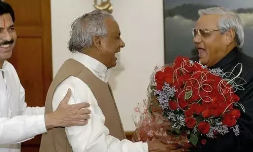 क्या वास्तव में कल्याण सिंह पिछड़ा वर्ग की उस दुविधा के प्रतीक थे? क्या वास्तव में कल्याण सिंह पिछड़ा वर्ग की उस दुविधा के प्रतीक थे?