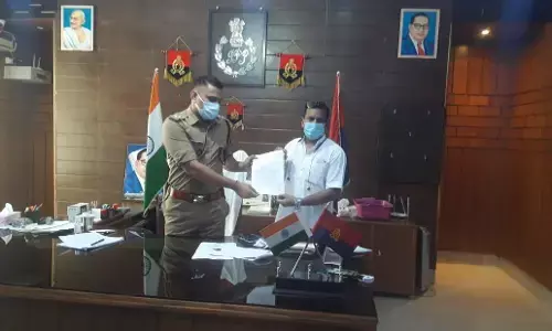 हापुड़ में पत्रकारों की गिरफ्तारी पर आईरा एसोसिएशन द्वारा पुलिस महानिदेशक से उच्चस्तरीय जांच की मांग की हापुड़ में पत्रकारों की गिरफ्तारी पर आईरा एसोसिएशन द्वारा पुलिस महानिदेशक से उच्चस्तरीय जांच की मांग की
