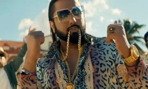 दिल्ली हाईकोर्ट ने सिंगर हनी सिंह को लगाई फटकार,जाने का क्या है माजरा ?