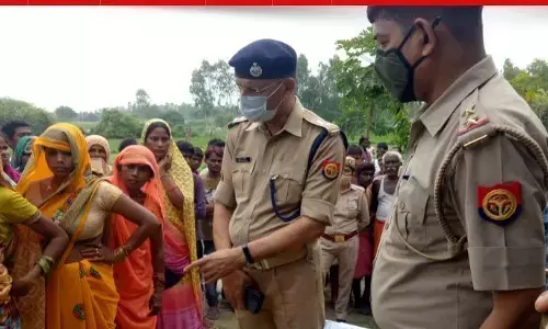 खेत में सो रहे बुजुर्ग की सिर कुचलकर हत्या खेत में सो रहे बुजुर्ग की सिर कुचलकर हत्या