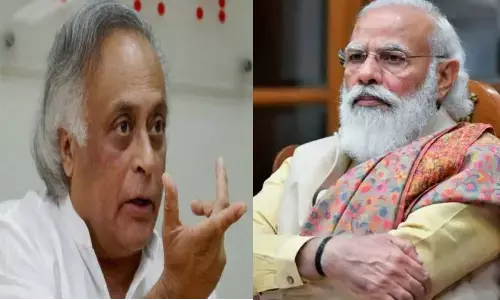 जनधन योजना की पीएम मोदी ने की तारीफ, उसी पर कांग्रेस नेता जयराम रमेश ने लगा दिया बड़ा आरोप जनधन योजना की पीएम मोदी ने की तारीफ, उसी पर कांग्रेस नेता जयराम रमेश ने लगा दिया बड़ा आरोप