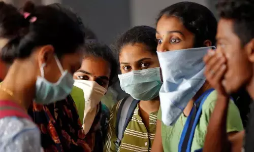 Corona Update कोरोना अपडेट :  देश में फिर बढ़ा रहा है कोरोना का कहर, पिछले 24 घंटों में आए 42,909 नए मामले Corona Update कोरोना अपडेट :  देश में फिर बढ़ा रहा है कोरोना का कहर, पिछले 24 घंटों में आए 42,909 नए मामले