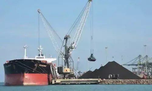 वी.ओ. चिदंबरनार बंदरगाह ने सबसे ज्यादा पार्सल आकार के जहाज का प्रबंधन कर नया रिकॉर्ड बनाया..