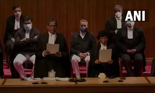 सुप्रीम कोर्ट में एक साथ दिलाई गई 9 जजों को शपथ, देश के इतिहास ऐसा पहली बार