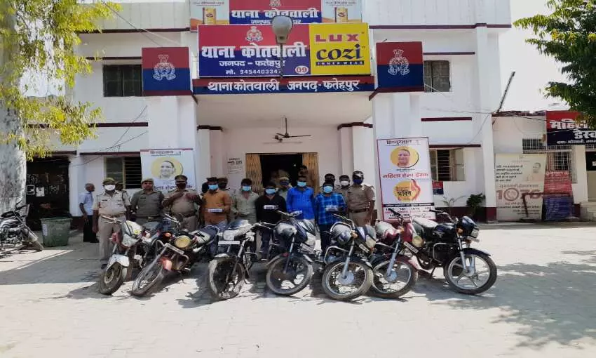 वाहन चोर गिरोह के पांच शातिर गिरफ्तार, सात चोरी की बाइकें बरामद वाहन चोर गिरोह के पांच शातिर गिरफ्तार, सात चोरी की बाइकें बरामद