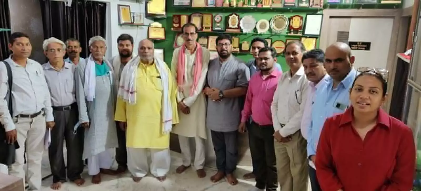 छत्तीसगढ़ में भी किसान आंदोलन होगा अब और तेज, प्रदेश के 18 शीर्ष किसान संगठनों की बैठक हुई संपन्न छत्तीसगढ़ में भी किसान आंदोलन होगा अब और तेज, प्रदेश के 18 शीर्ष किसान संगठनों की बैठक हुई संपन्न