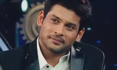 बिग बॉस फेम ऐक्टर सिद्धार्थ शुक्ल का हार्टअटैक से निधन बिग बॉस फेम ऐक्टर सिद्धार्थ शुक्ल का हार्टअटैक से निधन