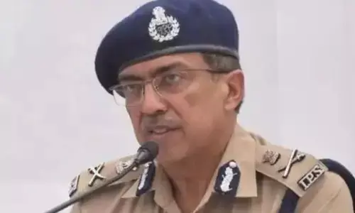 यूपी डीजीपी ने पुलिसकर्मियों को दी नई सलाह यूपी डीजीपी ने पुलिसकर्मियों को दी नई सलाह