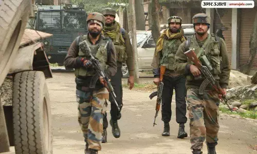 ऐसा क्यों? कश्मीर में मोबाइल इंटरनेट सेवा फिर से बंद ऐसा क्यों? कश्मीर में मोबाइल इंटरनेट सेवा फिर से बंद