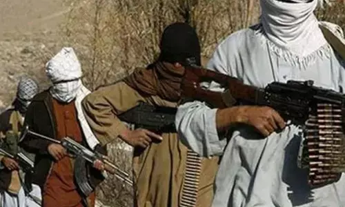 अफगानिस्तान में नया घमासान : तालिबान ने पंजशीर घाटी पर कब्जा करने का किया दावा अफगानिस्तान में नया घमासान : तालिबान ने पंजशीर घाटी पर कब्जा करने का किया दावा