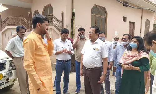 नोडल अधिकारी व विशेष सचिव ने किया औचक निरीक्षण नोडल अधिकारी व विशेष सचिव ने किया औचक निरीक्षण